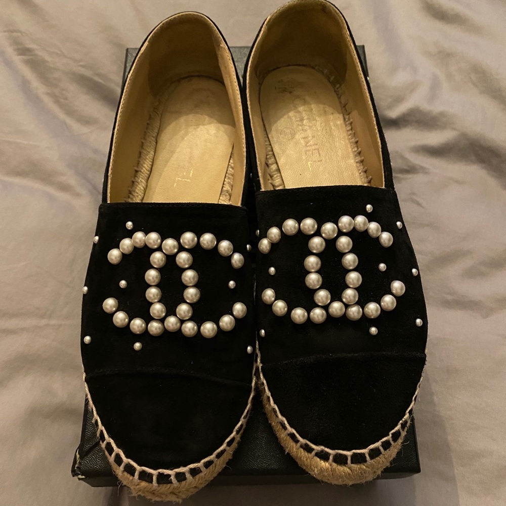 Chanel Black Pearl Espadrille size 39